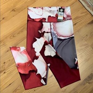 *NEW* Under Armour UA Floral Legging